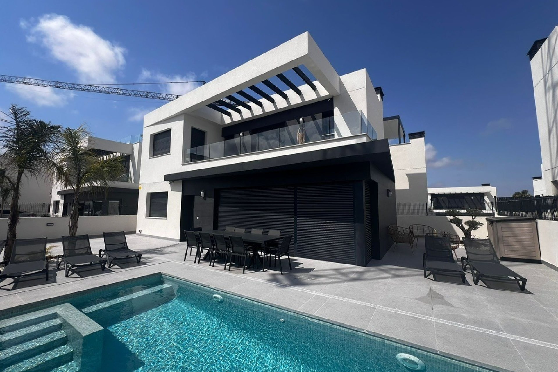 Herverkoop - Villa -
Algorfa - Inland