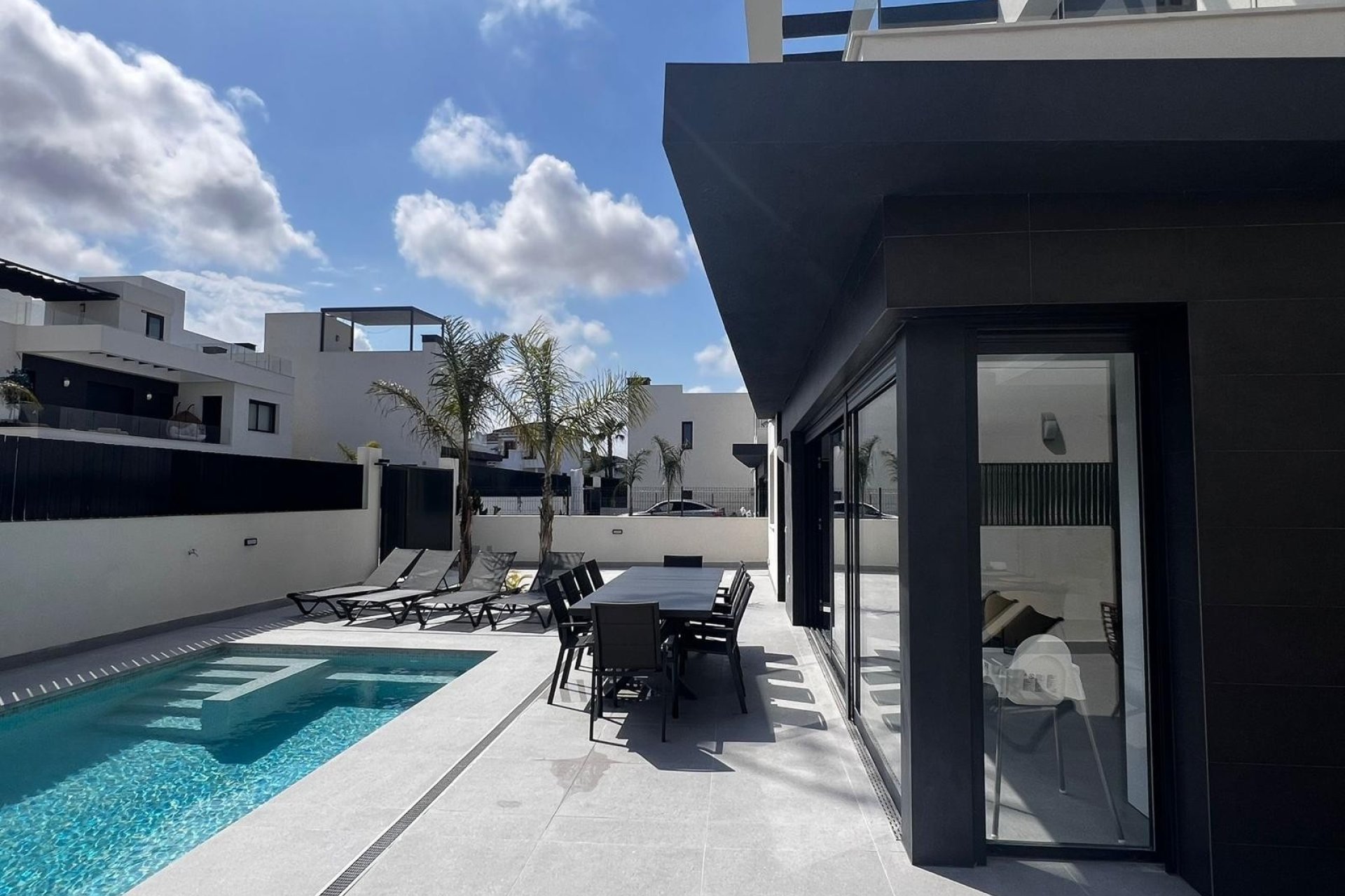 Herverkoop - Villa -
Algorfa - Inland