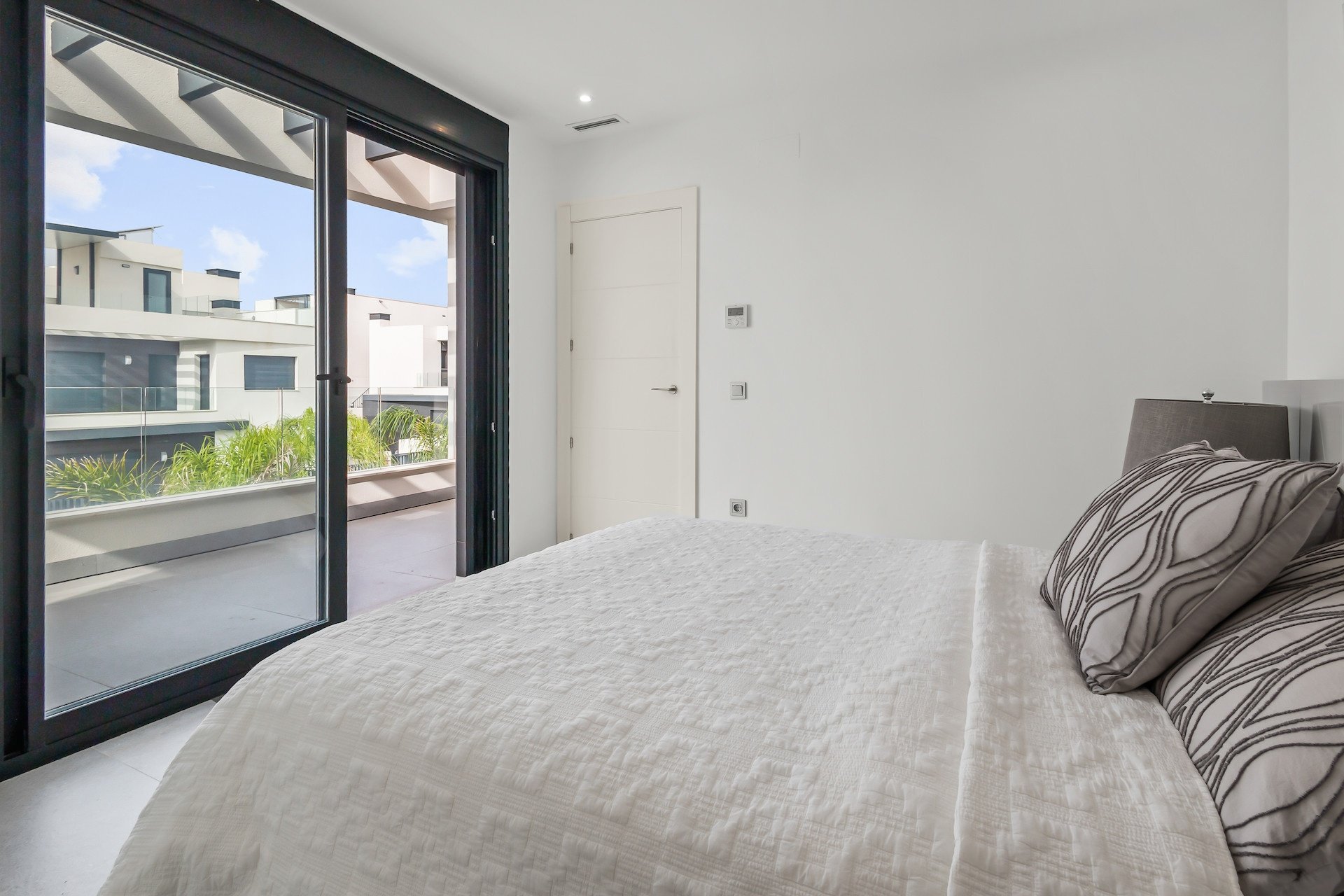 Herverkoop - Villa -
Algorfa - Inland