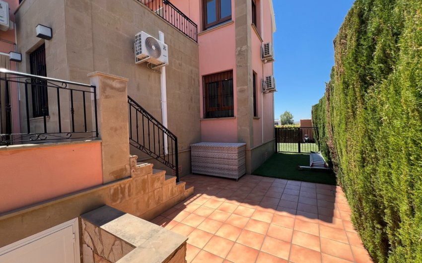 Herverkoop - Villa -
Algorfa - Inland