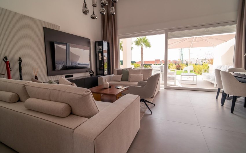 Herverkoop - Villa -
Algorfa - Inland