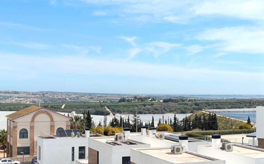 Herverkoop - Villa -
Algorfa - Inland