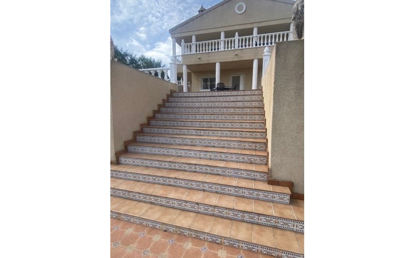 Herverkoop - Villa -
Algorfa - Inland