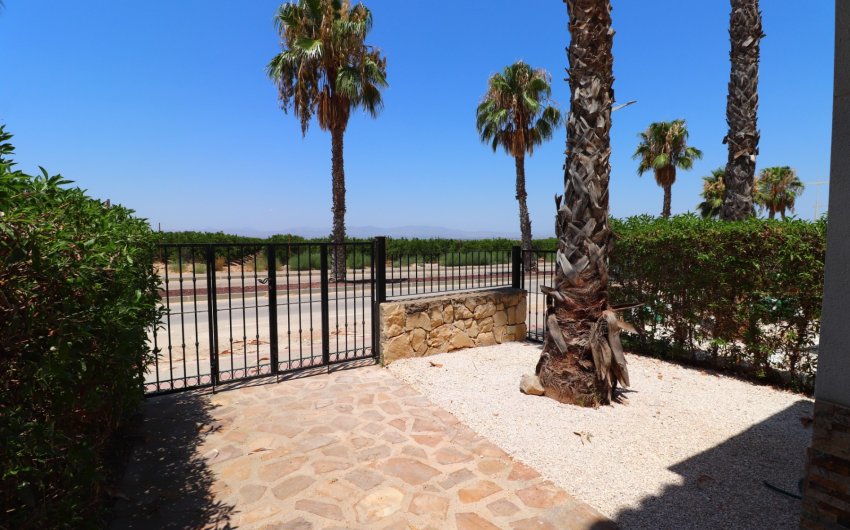 Herverkoop - Villa -
Algorfa - La Finca Golf Resort