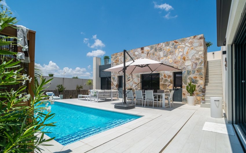 Herverkoop - Villa -
Algorfa - La finca Golf
