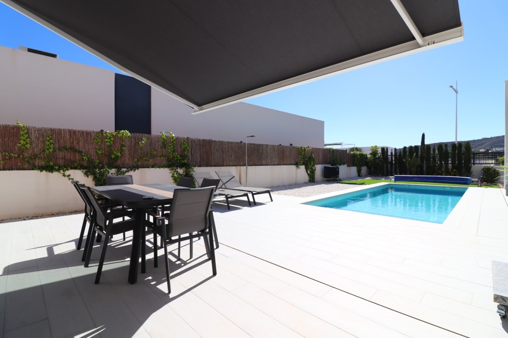 Herverkoop - Villa -
Algorfa - La finca Golf