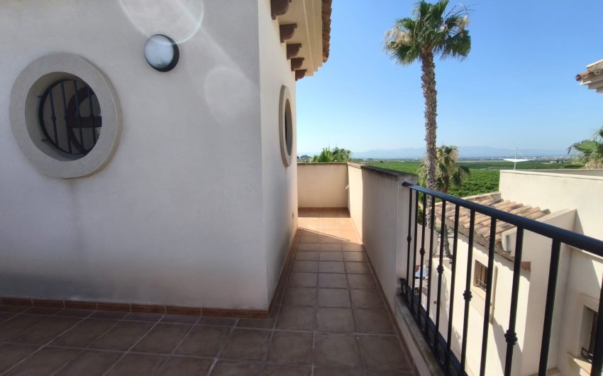Herverkoop - Villa -
Algorfa - La finca Golf