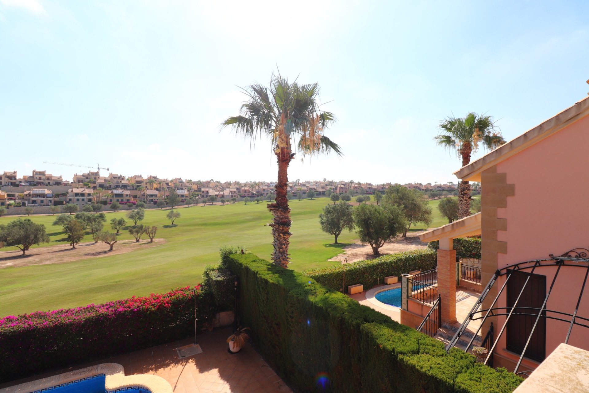 Herverkoop - Villa -
Algorfa - La finca Golf