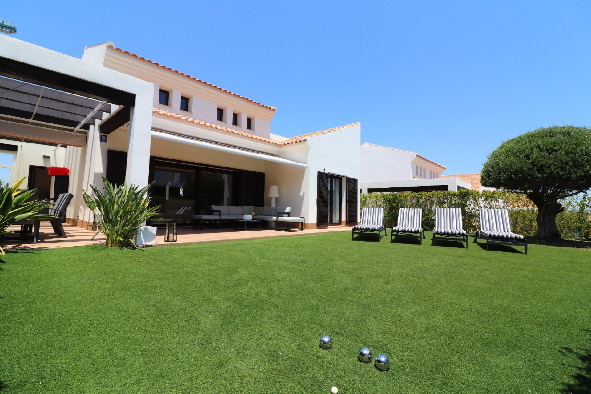 Herverkoop - Villa -
Algorfa - La finca Golf