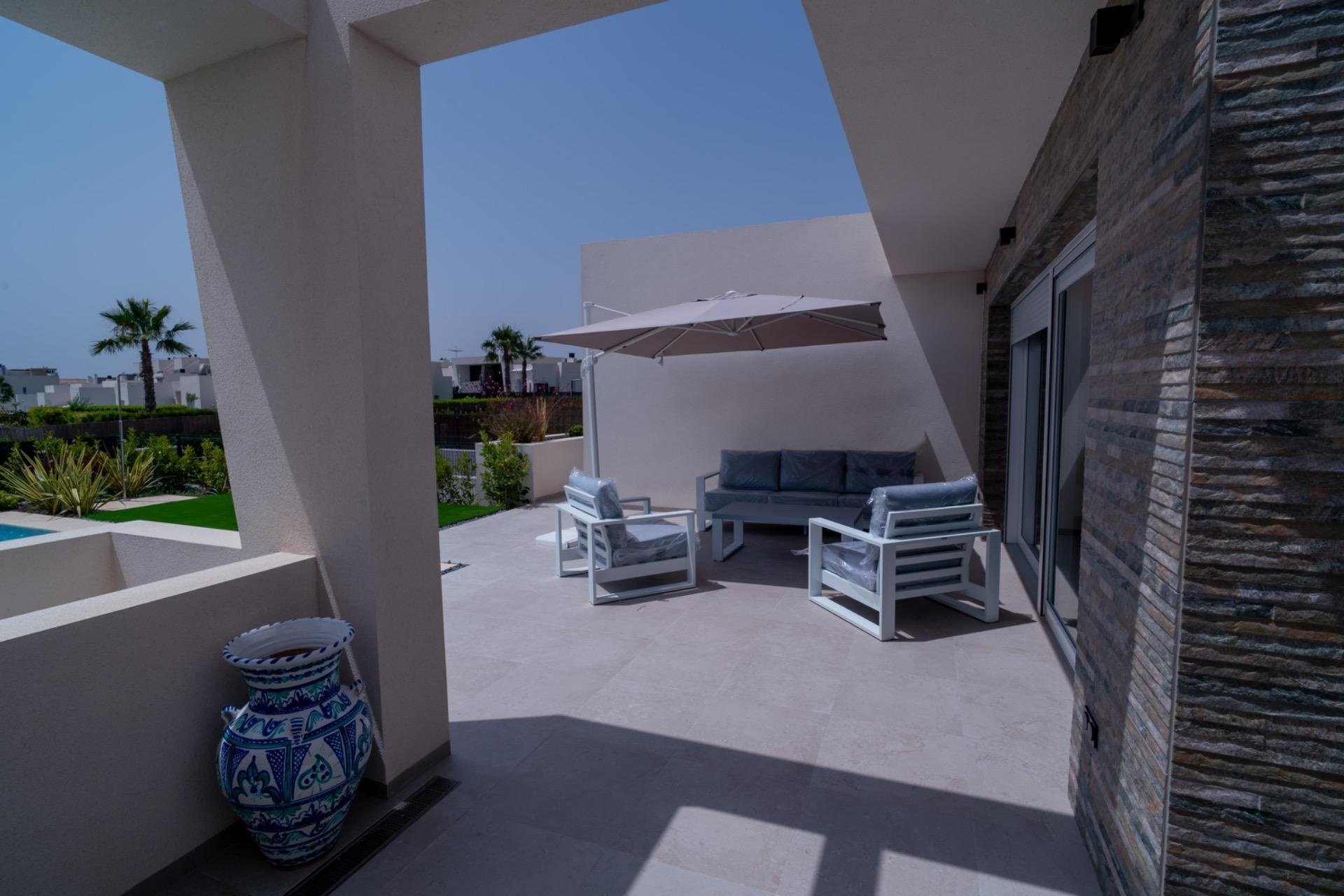 Herverkoop - Villa -
Algorfa - La Finca Golf