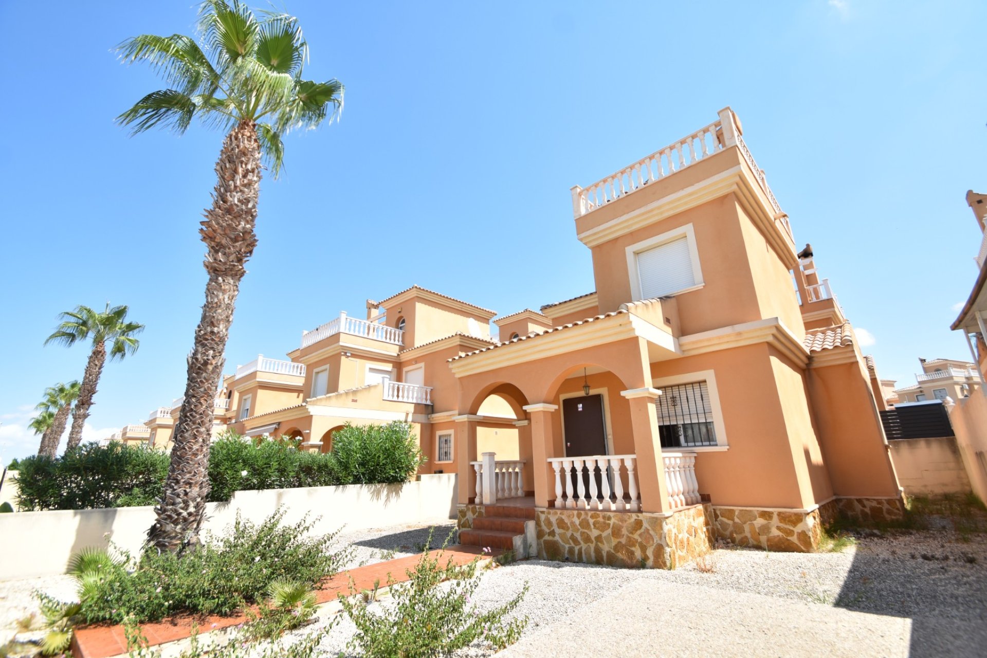 Herverkoop - Villa -
Algorfa - Lo Crispin