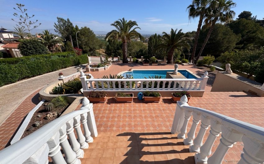 Herverkoop - Villa -
Algorfa - Lomas de La Juliana