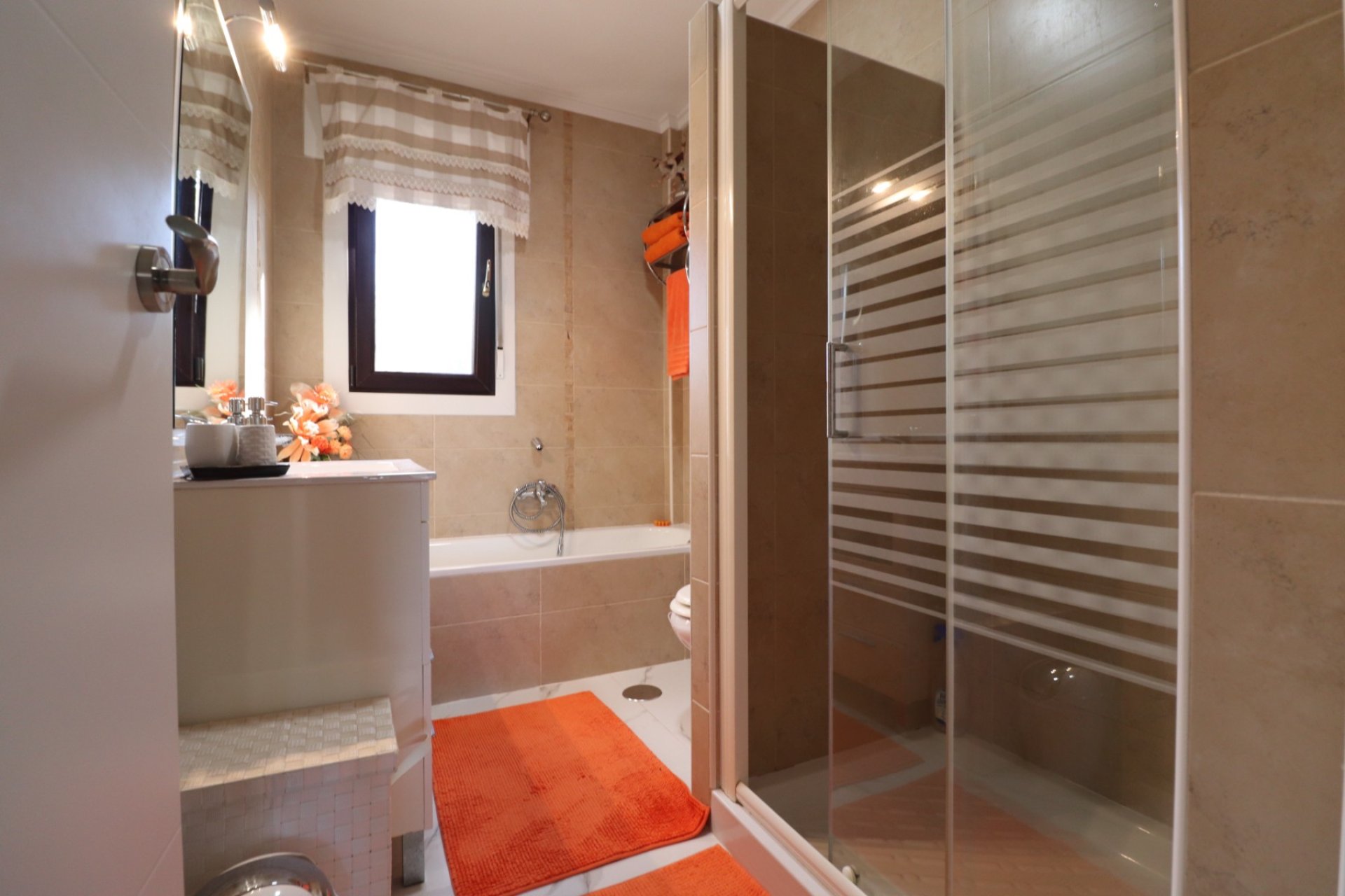 Herverkoop - Villa -
Algorfa - Lomas de La Juliana