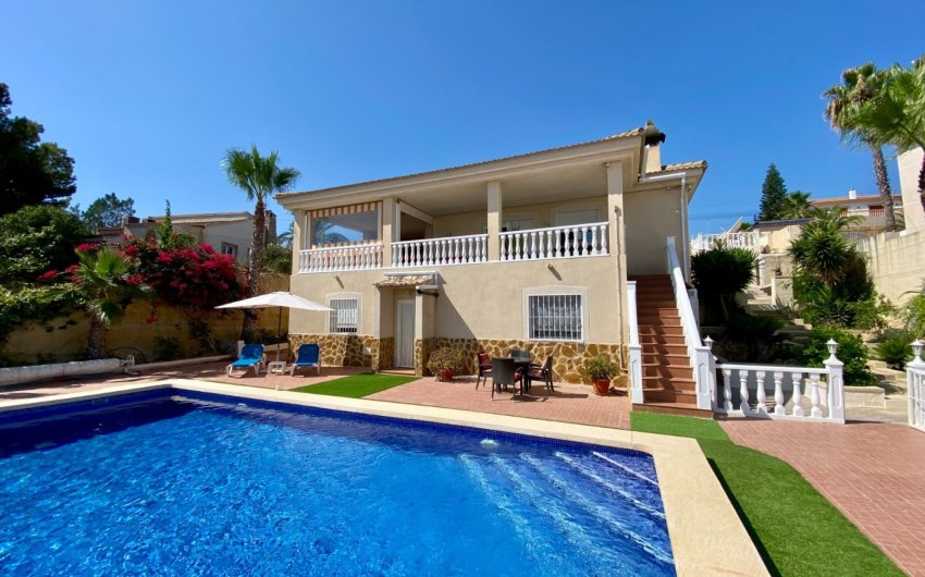 Herverkoop - Villa -
Algorfa - Lomas de La Juliana