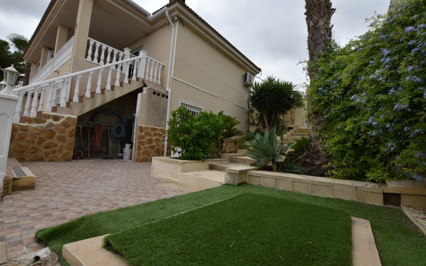 Herverkoop - Villa -
Algorfa - Montemar