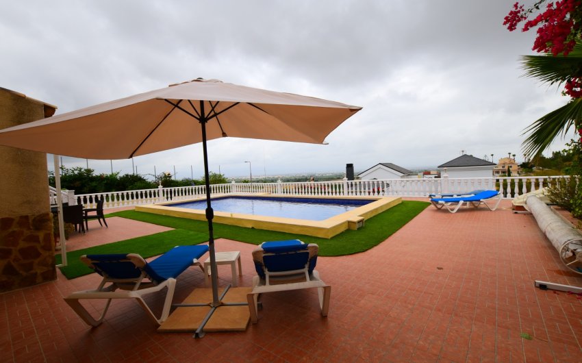 Herverkoop - Villa -
Algorfa - Montemar