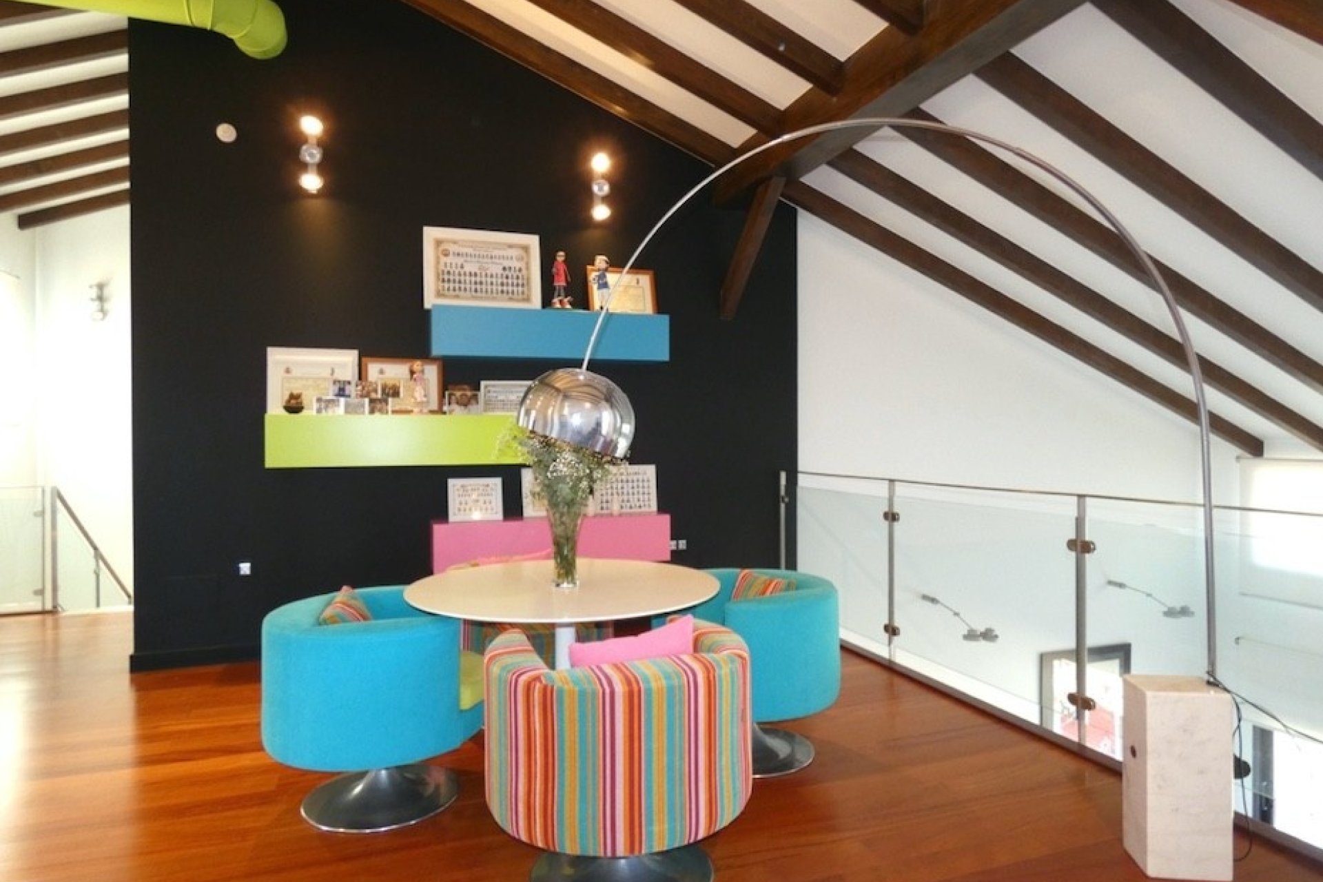 Herverkoop - Villa -
Algorfa