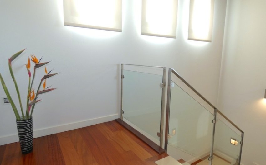 Herverkoop - Villa -
Algorfa