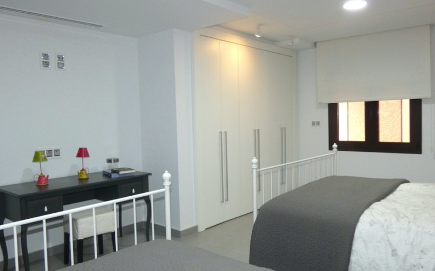 Herverkoop - Villa -
Algorfa