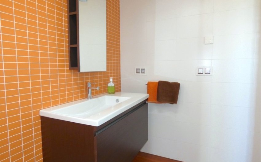 Herverkoop - Villa -
Algorfa