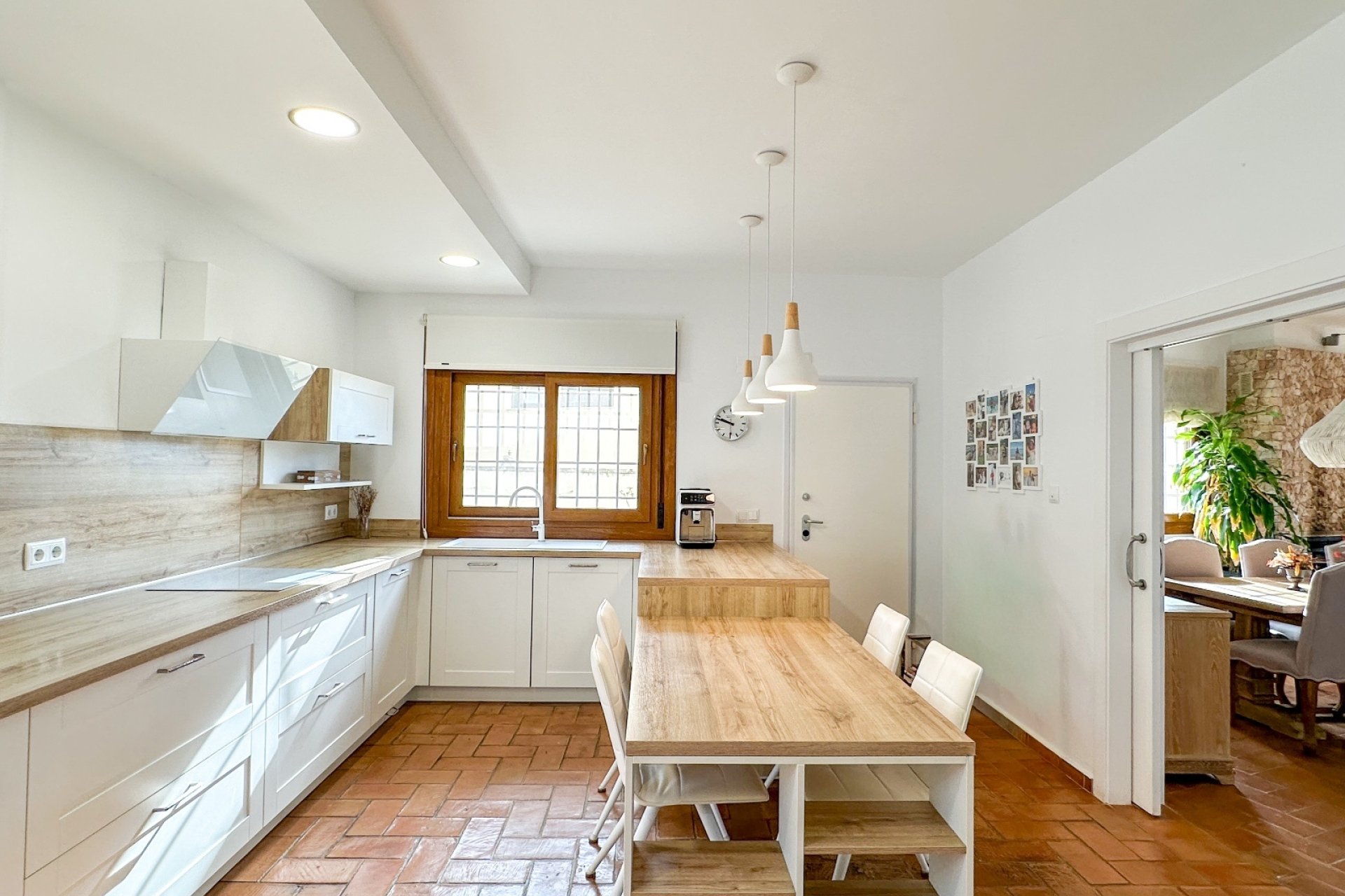 Herverkoop - Villa -
Alicante - Campoamor