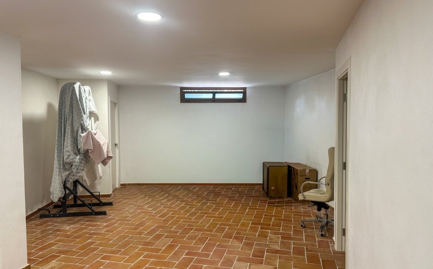 Herverkoop - Villa -
Alicante - Campoamor