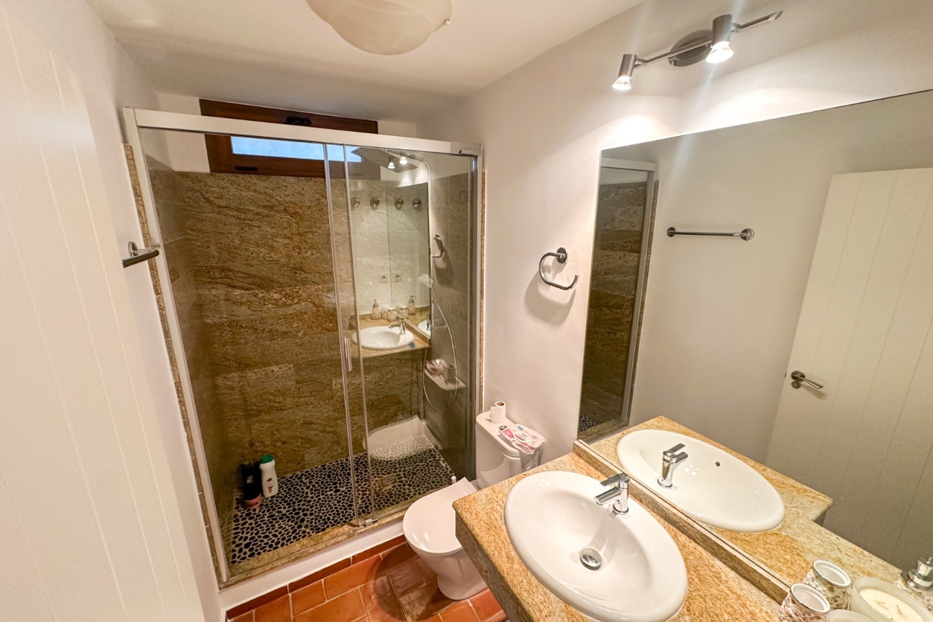 Herverkoop - Villa -
Alicante - Campoamor