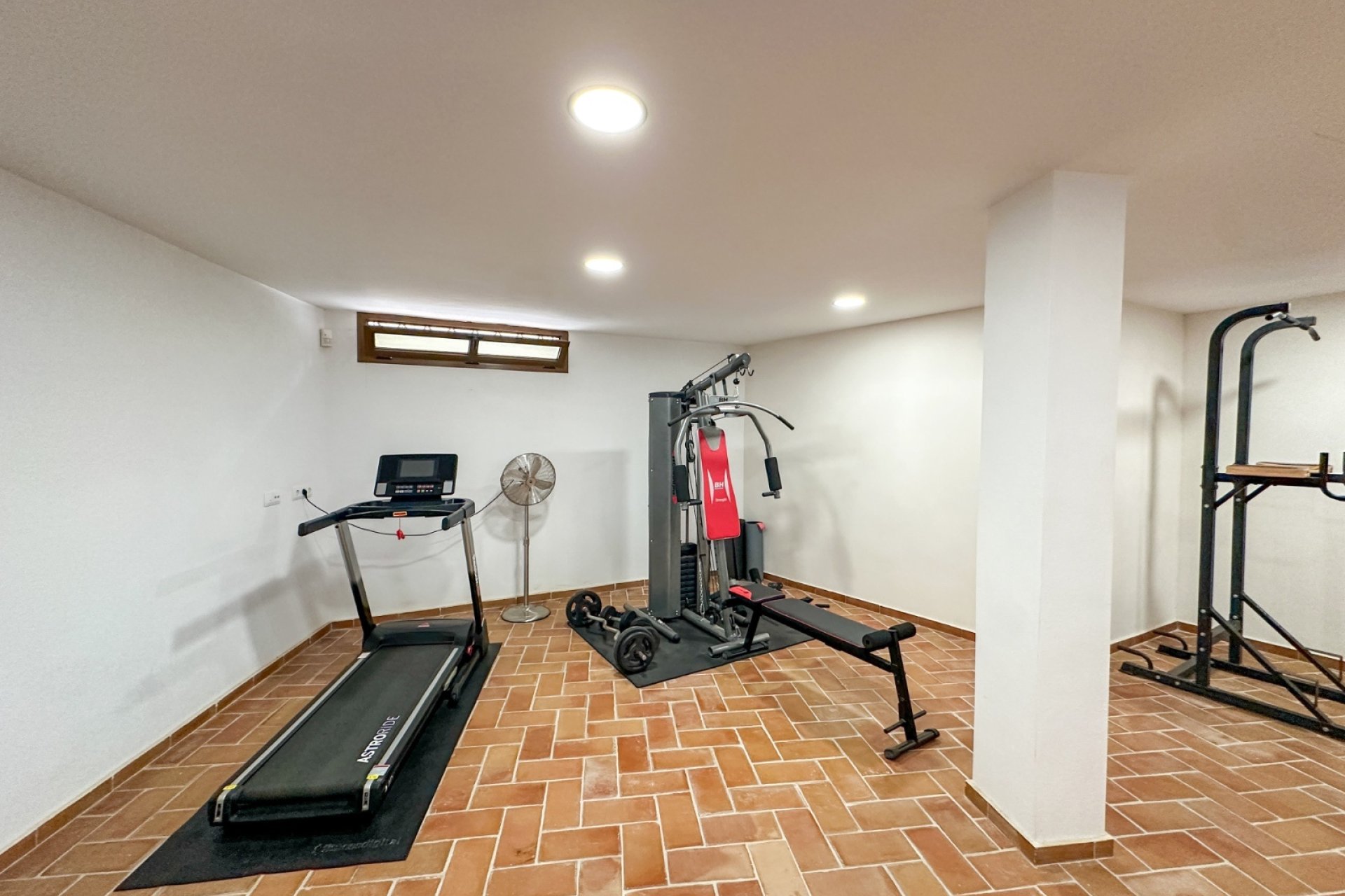 Herverkoop - Villa -
Alicante - Campoamor