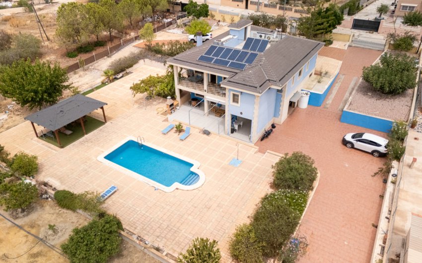 Herverkoop - Villa -
Alicante - Rebolledo