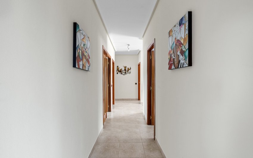 Herverkoop - Villa -
Alicante - Rebolledo