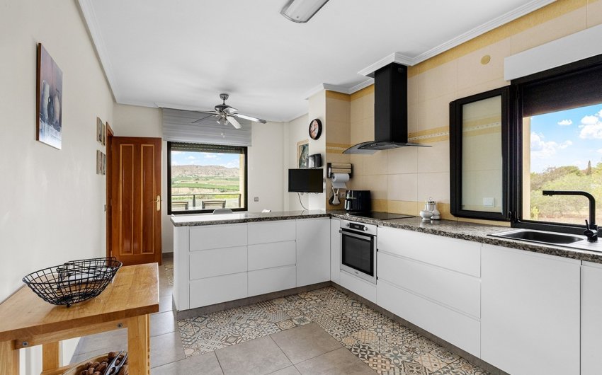 Herverkoop - Villa -
Alicante - Rebolledo