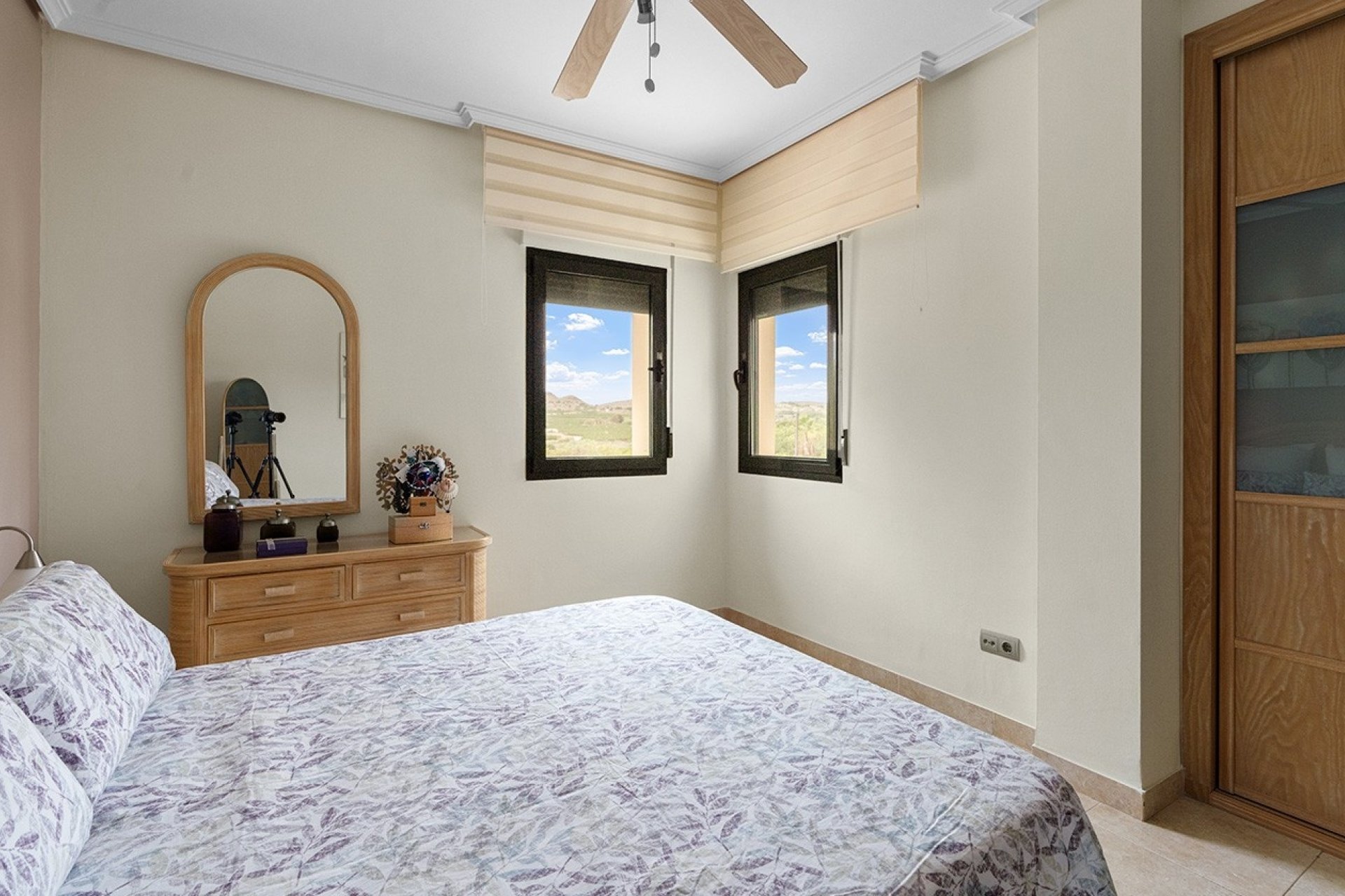 Herverkoop - Villa -
Alicante - Rebolledo