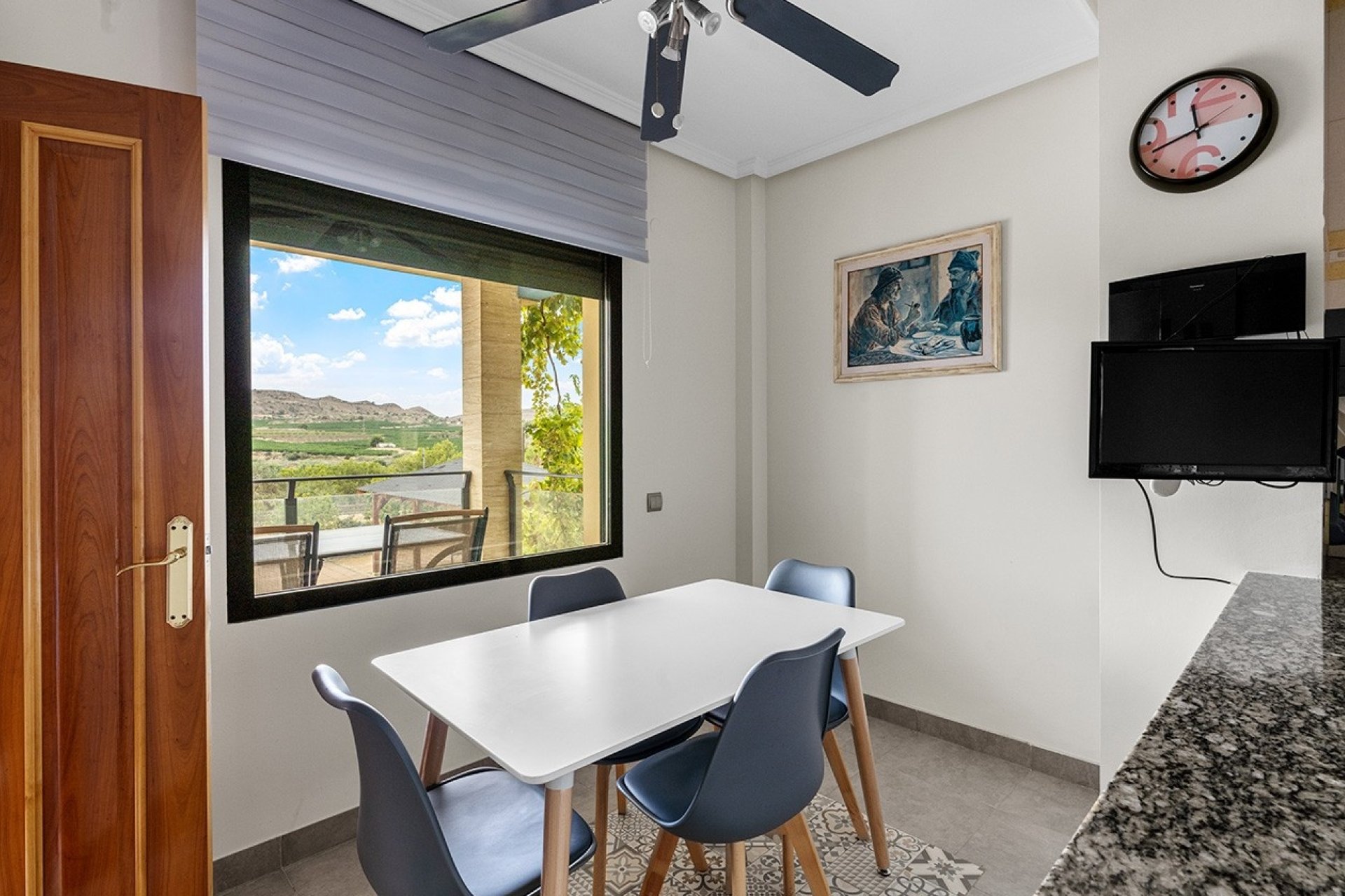 Herverkoop - Villa -
Alicante - Rebolledo