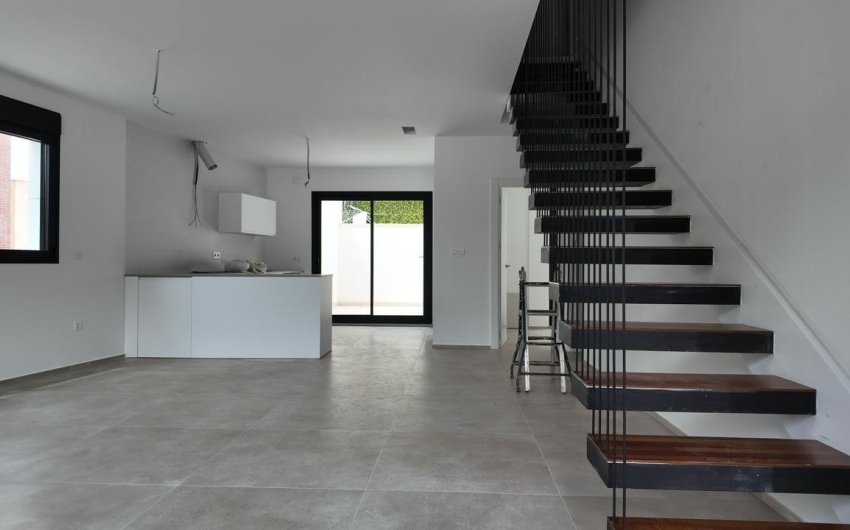 Herverkoop - Villa -
Alicante - Vistahermosa