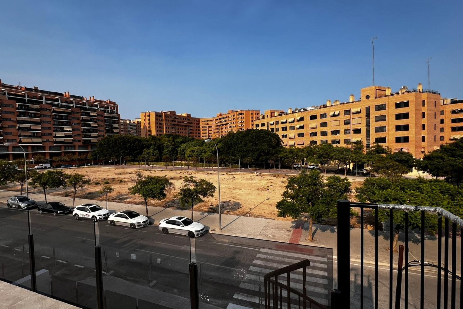 Herverkoop - Villa -
Alicante - Vistahermosa