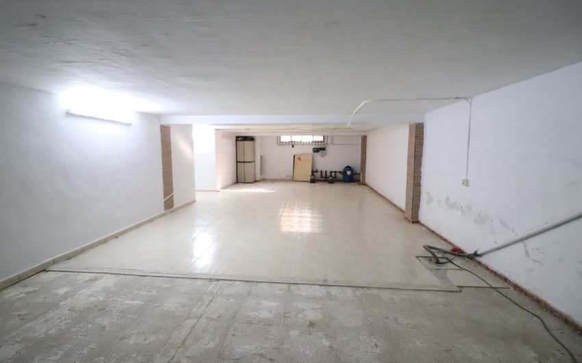 Herverkoop - Villa -
Almoradí - El Saladar