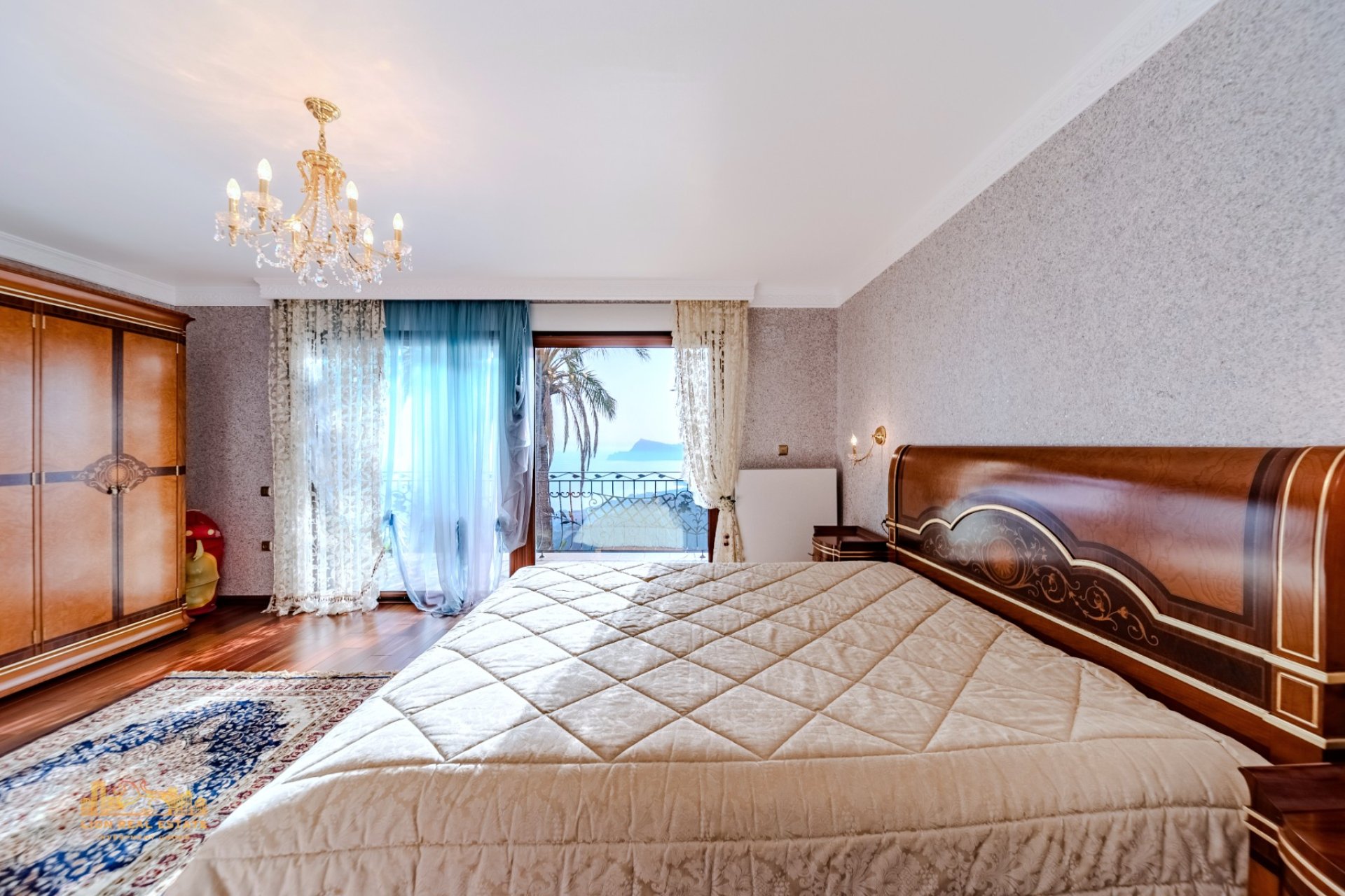 Herverkoop - Villa -
Altea