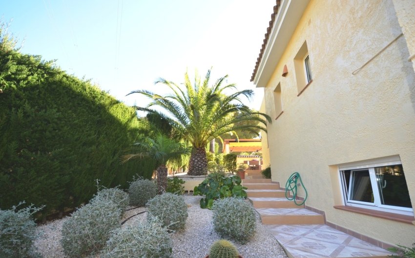 Herverkoop - Villa -
Altea