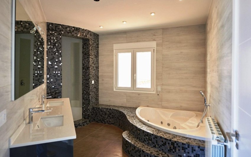 Herverkoop - Villa -
Altea