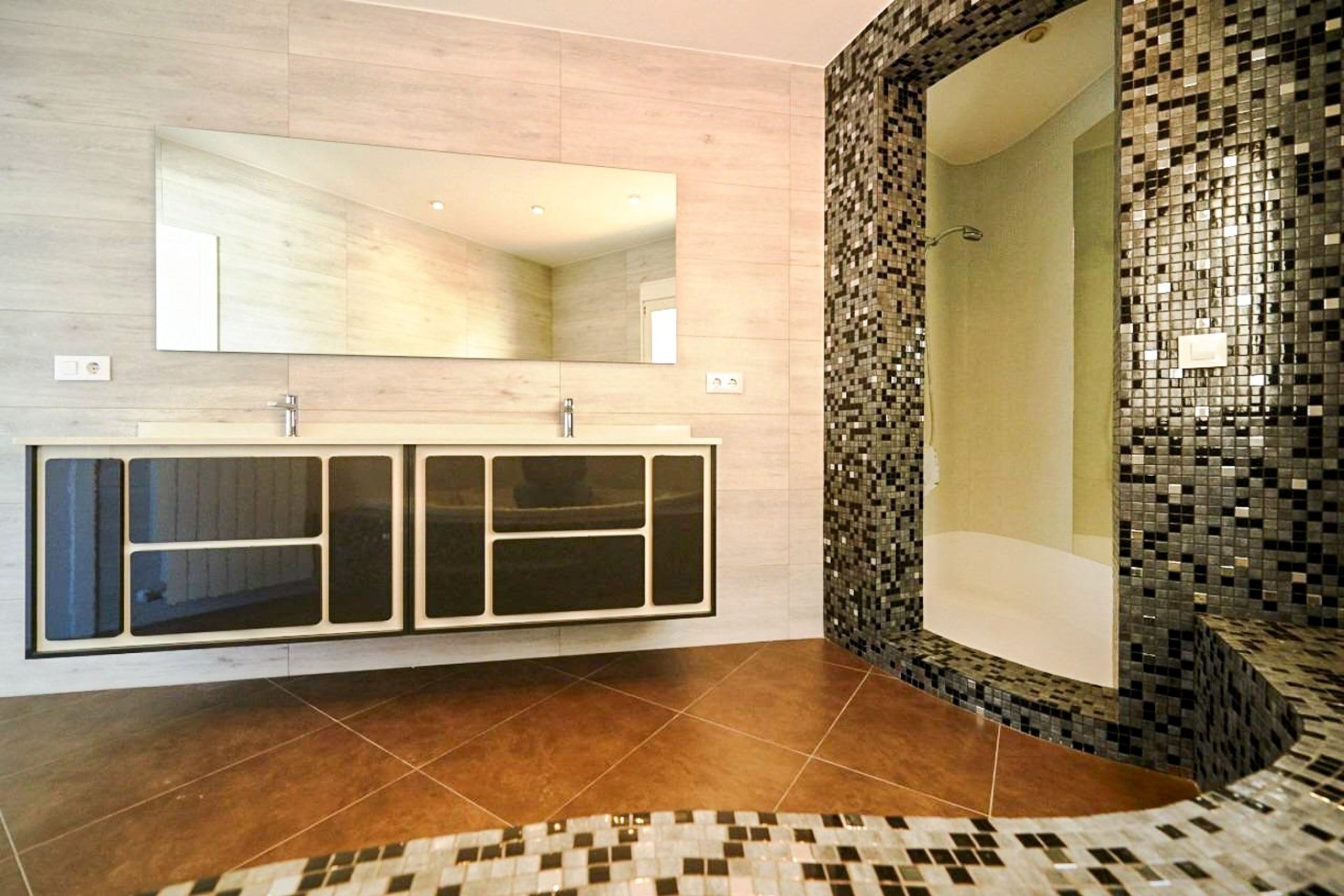 Herverkoop - Villa -
Altea