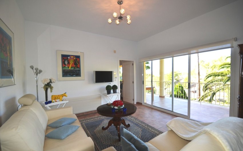 Herverkoop - Villa -
Altea