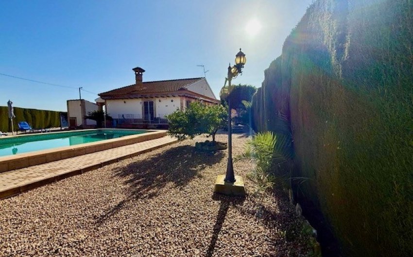 Herverkoop - Villa -
Avileses - Inland