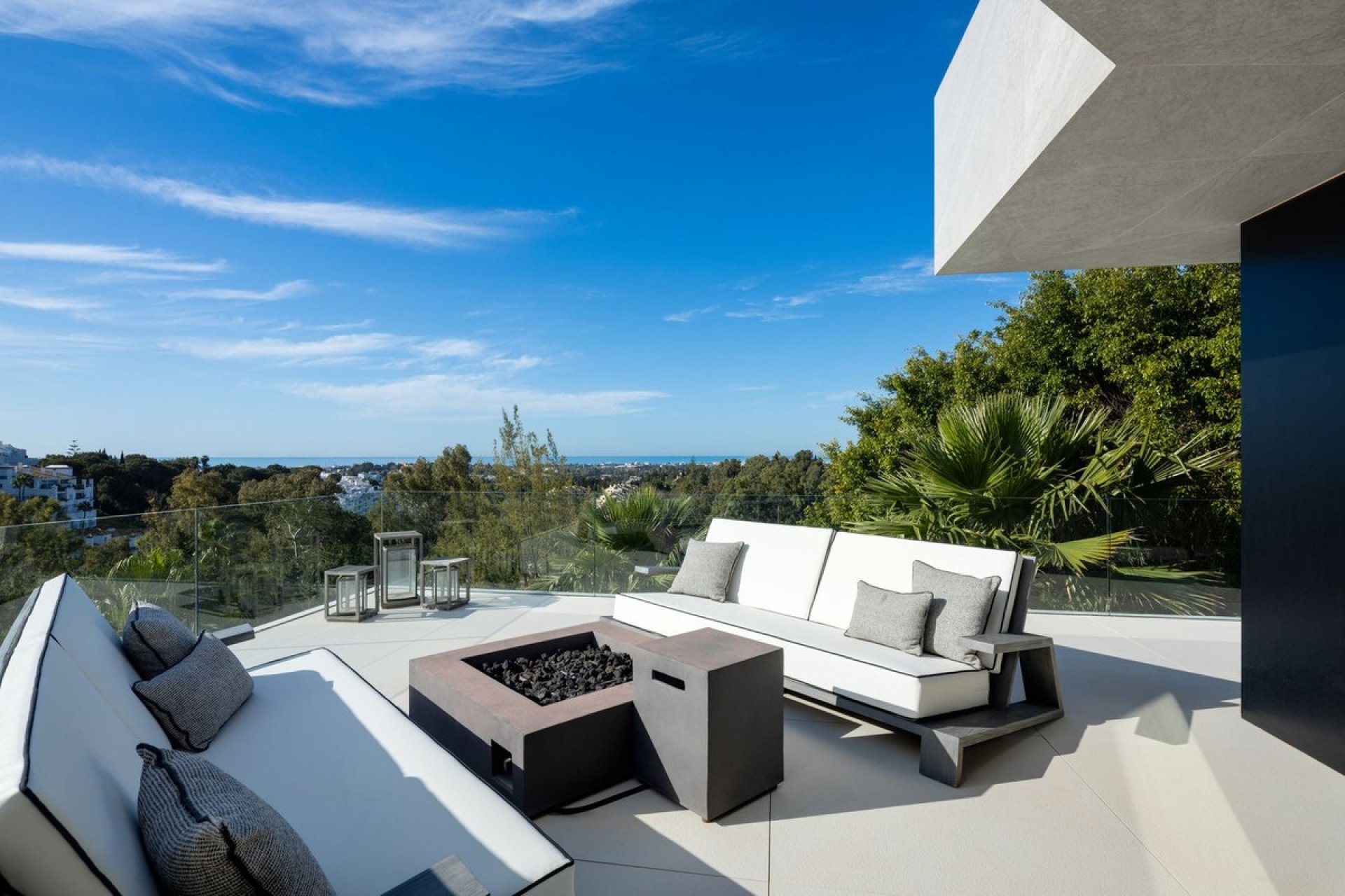 Herverkoop - Villa -
Benahavís - Costa del Sol