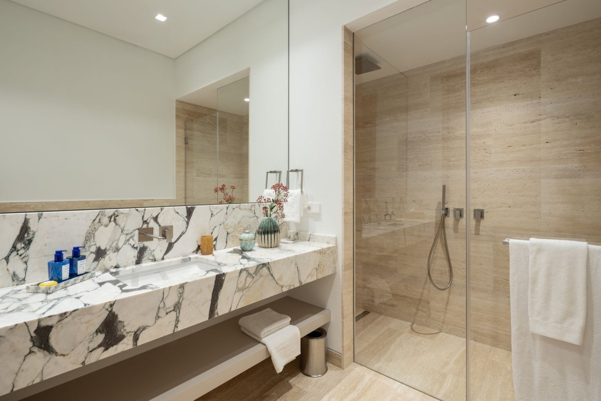 Herverkoop - Villa -
Benahavís - Costa del Sol