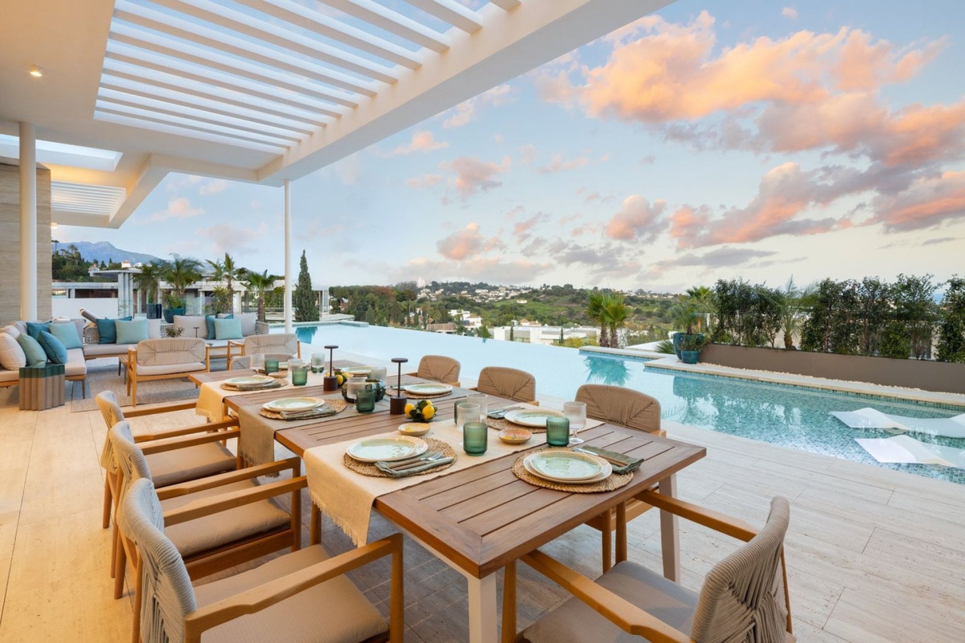 Herverkoop - Villa -
Benahavís - Costa del Sol