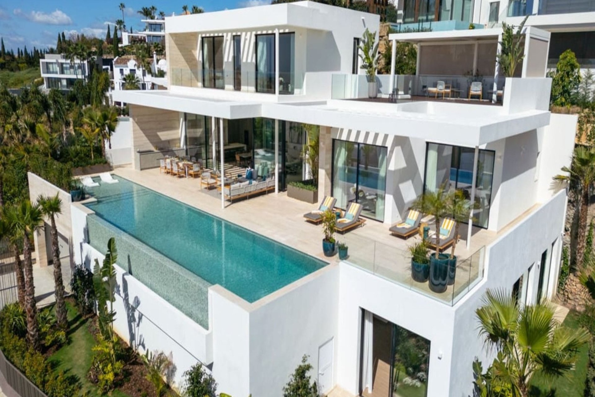 Herverkoop - Villa -
Benahavís - Costa del Sol