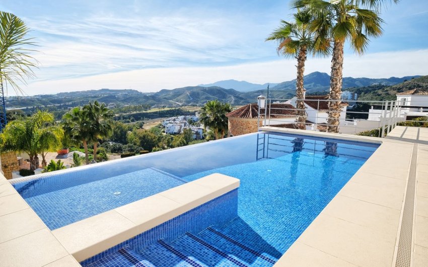 Herverkoop - Villa -
Benahavís - Costa del Sol