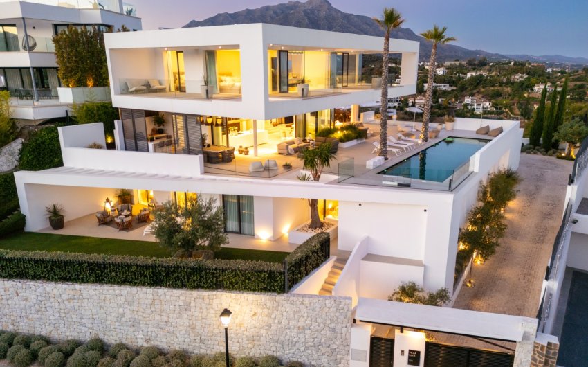 Herverkoop - Villa -
Benahavis - La Quinta