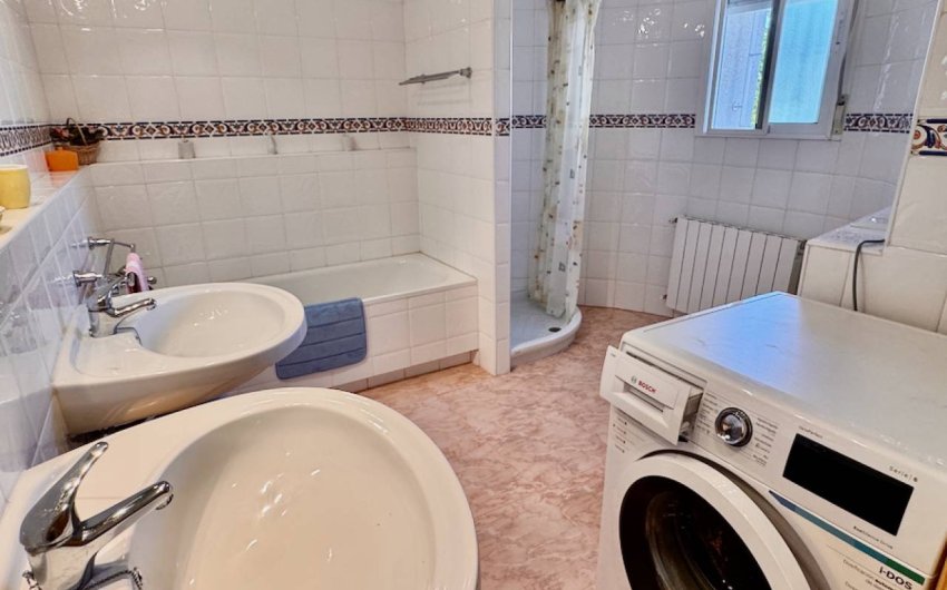 Herverkoop - Villa -
Benferri