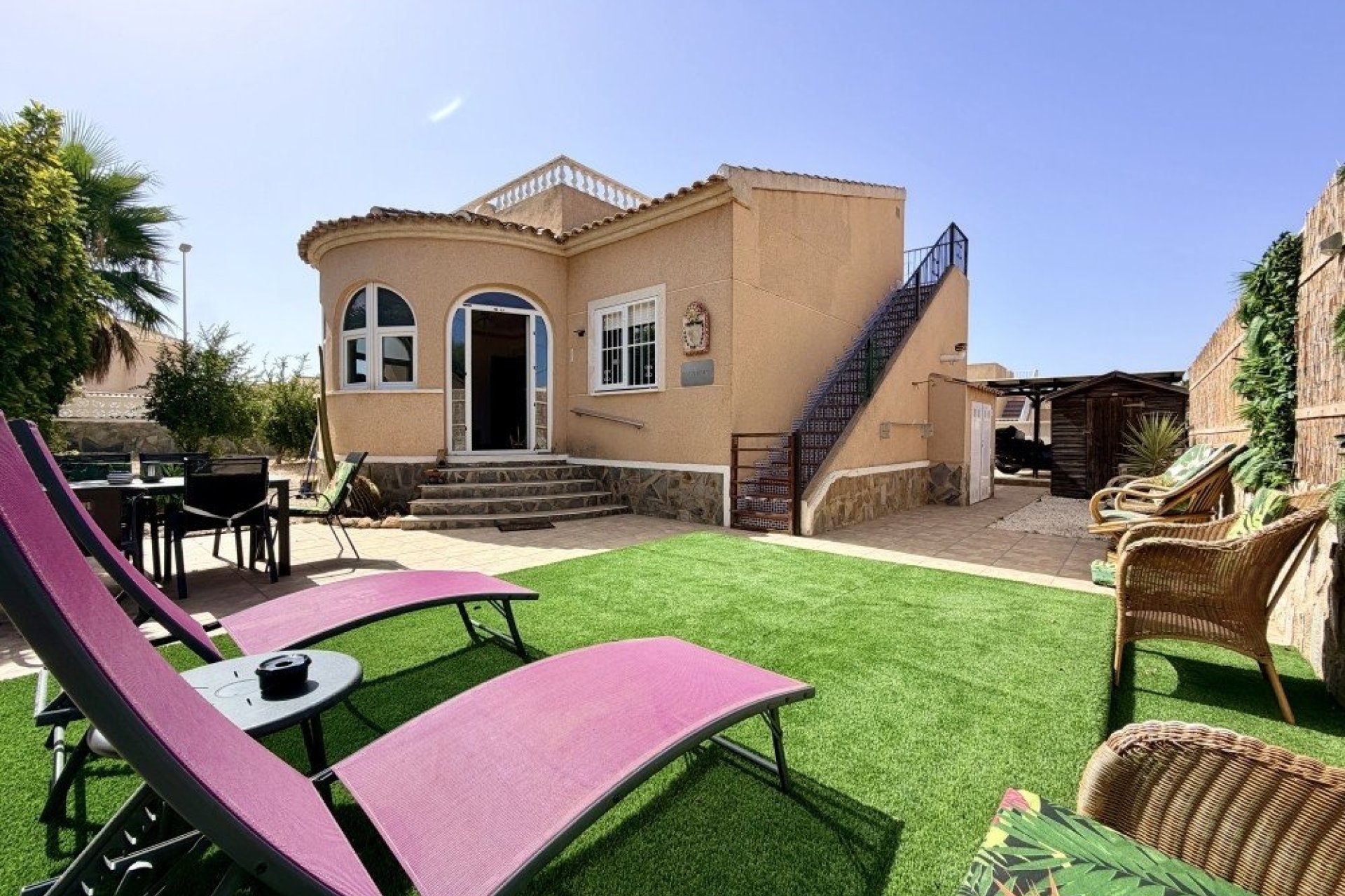 Herverkoop - Villa -
Benijofar - Costa Blanca